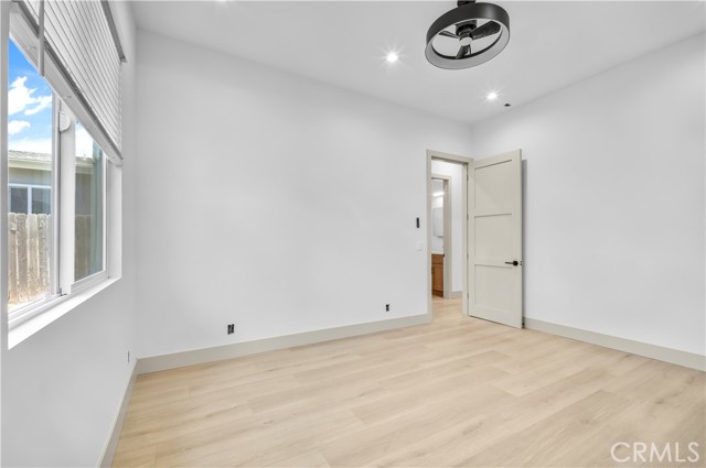 6316 Babcock Avenue, Valley Glen CA: https://media.crmls.org/medias/ba27cfec-172d-4322-b0bf-34e4712c030e.jpg
