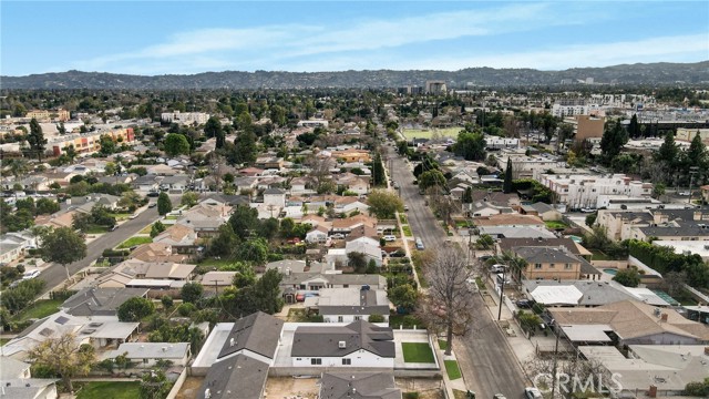 Detail Gallery Image 39 of 39 For 7040 Tyrone Ave, Van Nuys,  CA 91405 - 6 Beds | 4/1 Baths