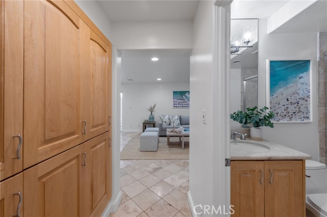 2130 Monterey Boulevard, Hermosa Beach, California 90254, 5 Bedrooms Bedrooms, ,5 BathroomsBathrooms,Residential,Sold,Monterey,SB23105590