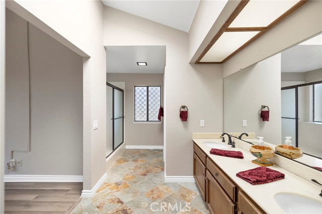 Detail Gallery Image 20 of 31 For 2030 Citrus Wood Ln, Riverside,  CA 92503 - 3 Beds | 2 Baths