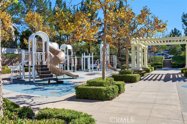 Detail Gallery Image 46 of 55 For 4 Turtle Bay Dr, Newport Beach,  CA 92660 - 5 Beds | 4 Baths