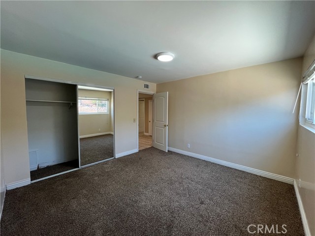 19241 Nashville Street, Northridge CA: https://media.crmls.org/medias/ba2a5c49-7784-48bf-b660-fc64469cb42a.jpg