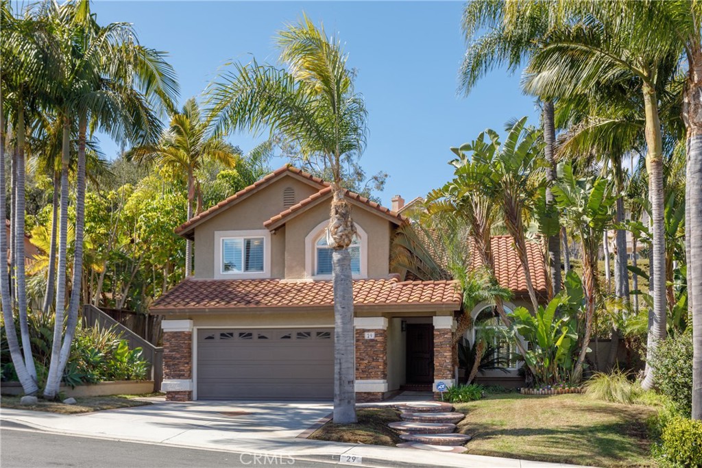 29 San Bonifacio, Rancho Santa Margarita, CA 92688