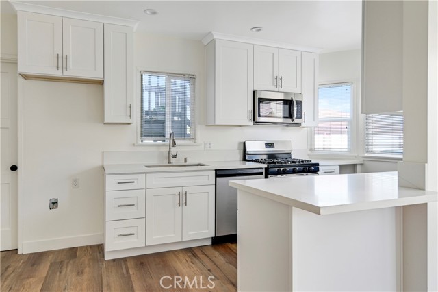 4427 Exposition Boulevard, Los Angeles CA: https://media.crmls.org/medias/ba2b583c-6829-4732-a94c-c20e7b98e88e.jpg