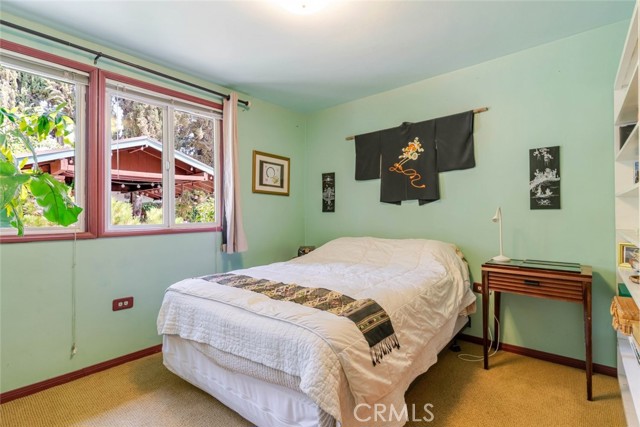 11594 Morrison Street, North Hollywood CA: https://media.crmls.org/medias/ba2bbaab-fb4e-4458-a853-d7a4c07ed911.jpg