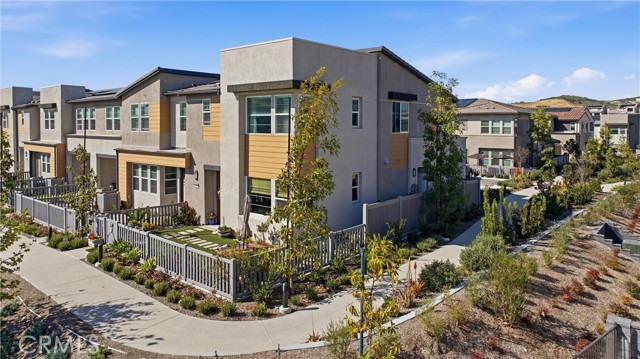 Detail Gallery Image 33 of 49 For 116 Sunstone Place, Rancho Mission Viejo,  CA 92694 - 3 Beds | 2/1 Baths