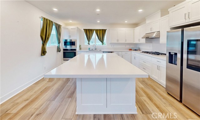 2750 W 182nd Street, Torrance CA: https://media.crmls.org/medias/ba2d0318-e57c-4248-a23d-d461b7e64d4e.jpg