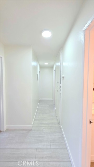 Detail Gallery Image 5 of 21 For 2325 Angela Street #4,  Pomona,  CA 91766 - 3 Beds | 2 Baths