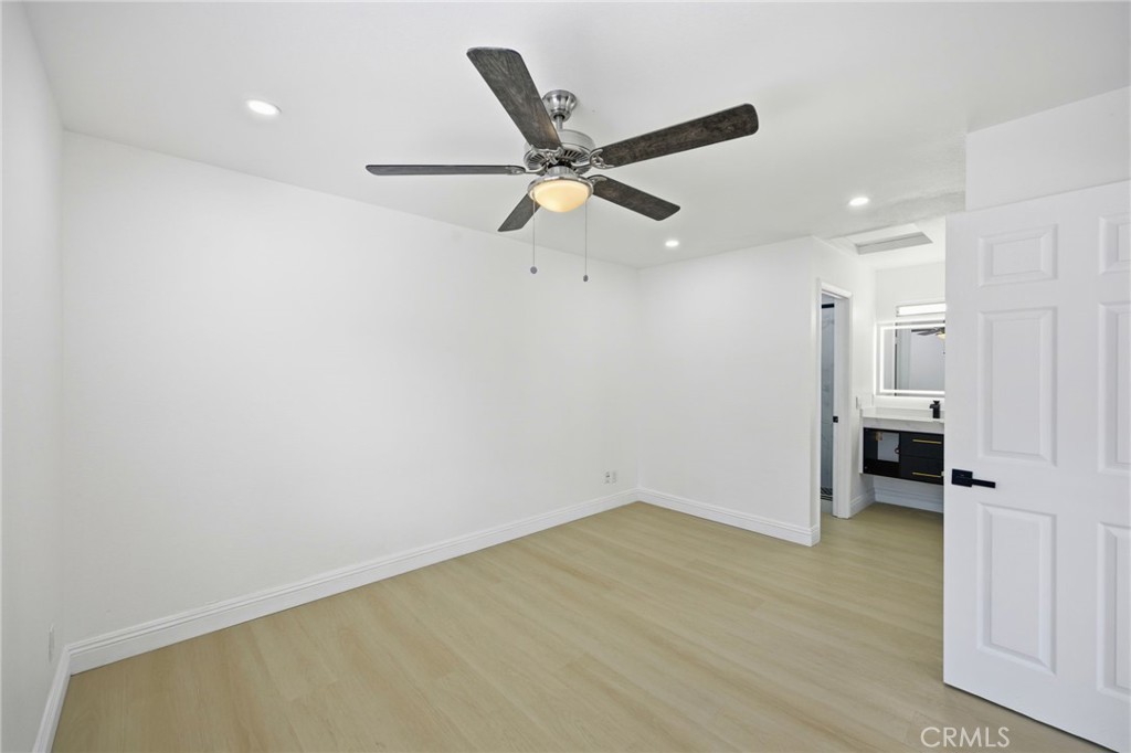 10174 Camino Ruiz - photo 18