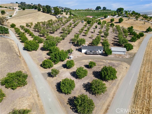 Detail Gallery Image 1 of 40 For 990 Akron Rd, Templeton,  CA 93465 - 3 Beds | 2 Baths