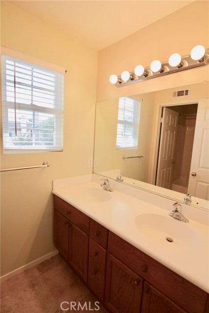 Detail Gallery Image 20 of 31 For 50 Rue Du Chateau #67,  Aliso Viejo,  CA 92656 - 3 Beds | 2/1 Baths