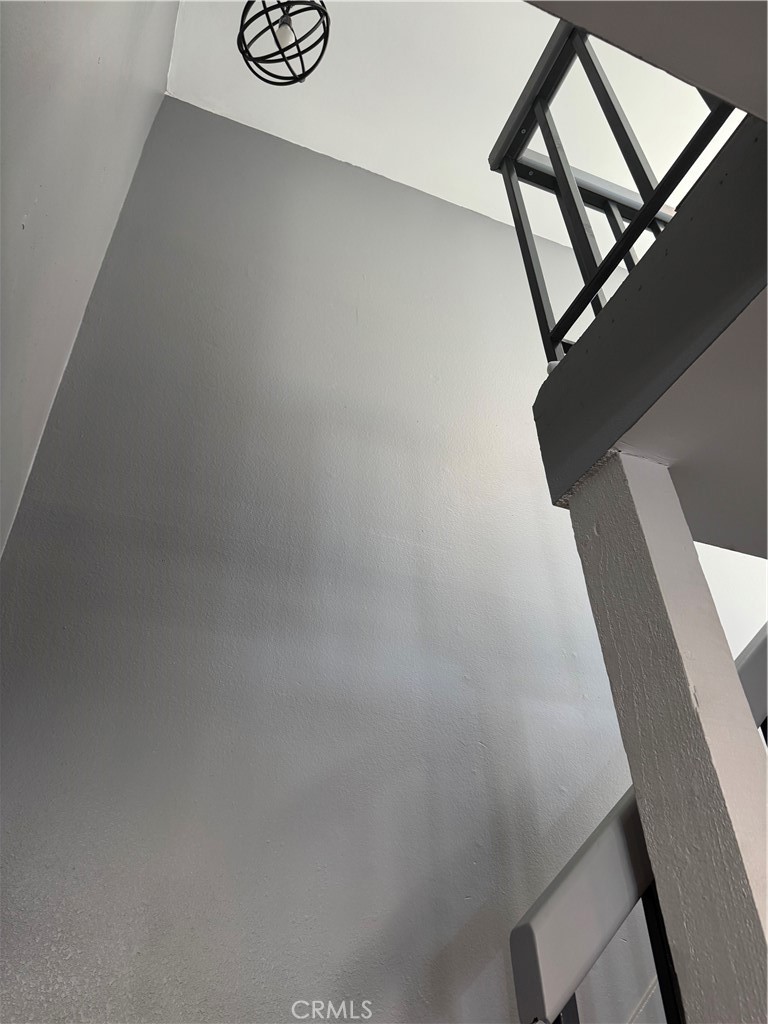 https://media.crmls.org/medias/ba2ec303-26fb-41ef-9190-8756a562c226.jpg?preset=X-Large