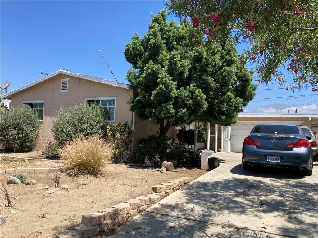 1401 E Bonnie Brae Street, Ontario, CA 91764