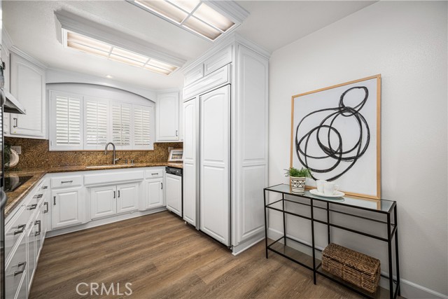 11771 Paseo Bonita, Los Alamitos CA: https://media.crmls.org/medias/ba300956-af5d-4967-9fd0-9648a1db3bdd.jpg