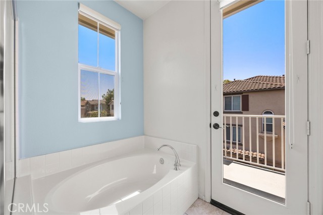 Image 22 of 40 For 15337 Ashley Court