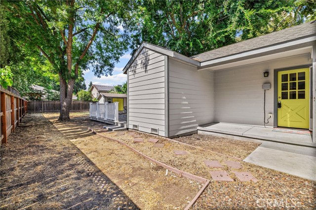 438 W 6th Avenue, Chico CA: https://media.crmls.org/medias/ba305d31-b4ec-4c28-ada0-549d6b410014.jpg