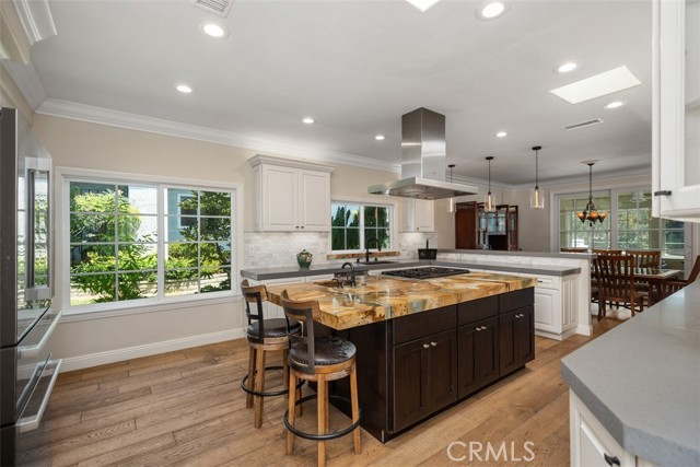 Detail Gallery Image 16 of 35 For 5562 via Portora a,  Laguna Woods,  CA 92637 - 2 Beds | 2 Baths