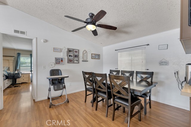 24425 Woolsey Canyon Road, West Hills CA: https://media.crmls.org/medias/ba320ae2-38af-40e1-aac6-64961d763e03.jpg