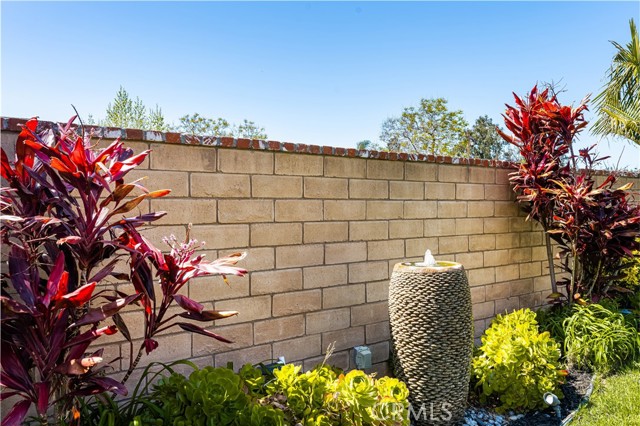Detail Gallery Image 25 of 44 For 253 North Camino Arroyo, Anaheim Hills,  CA 92807 - 4 Beds | 2 Baths