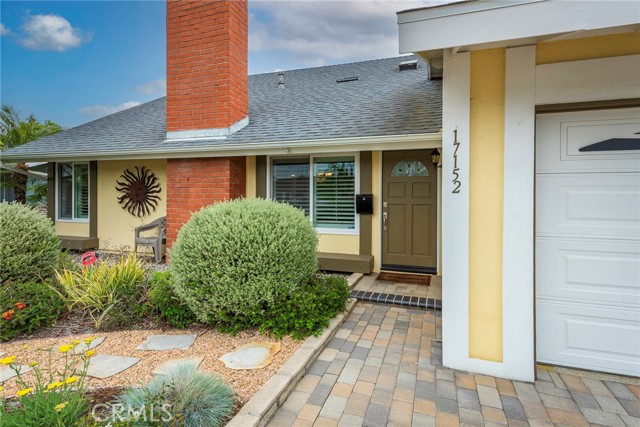 Detail Gallery Image 2 of 34 For 17152 Friml Ln, Huntington Beach,  CA 92649 - 3 Beds | 2 Baths