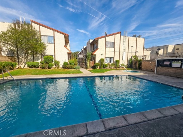 Detail Gallery Image 19 of 25 For 9525 Sylmar Ave #2,  Panorama City,  CA 91402 - 2 Beds | 2 Baths