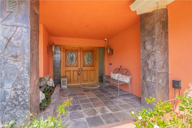 15313 Del Prado Drive, Hacienda Heights CA: https://media.crmls.org/medias/ba32c1a0-4673-44cf-9ed8-15d1517a7428.jpg
