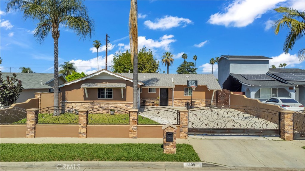 1109 Broadmoor Avenue