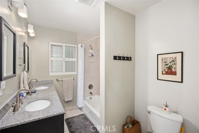 Detail Gallery Image 10 of 19 For 670 Thalia, Laguna Beach,  CA 92651 - 2 Beds | 2 Baths