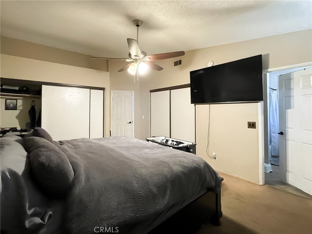 https://media.crmls.org/medias/ba33a27a-9cfa-461a-86f6-baee0c5b44b6.jpg?preset=X-Large
