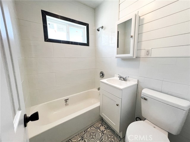 Detail Gallery Image 17 of 37 For 1137 W 67th St, Los Angeles,  CA 90044 - 4 Beds | 1 Baths