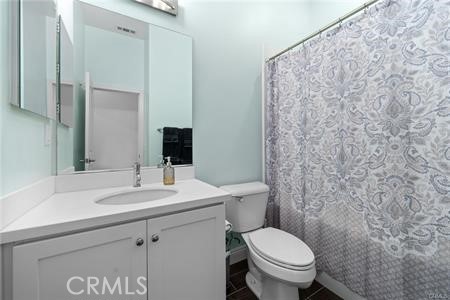 https://media.crmls.org/medias/ba3416c1-df9c-4f75-8a04-e76309907e02.jpg?preset=X-Large