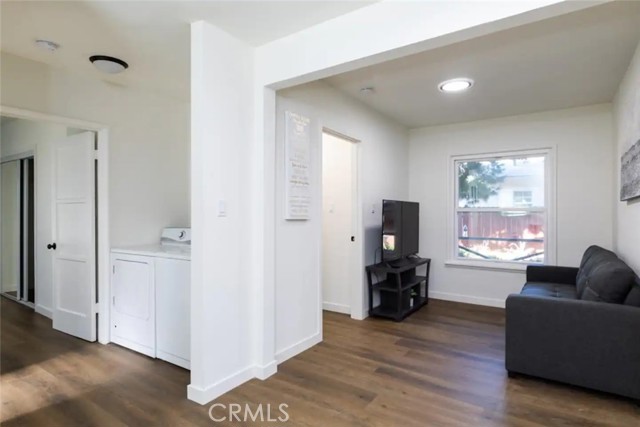 Image 3 for 8734 Ramsgate Ave, Los Angeles, CA 90045