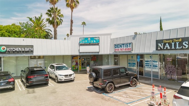  Commercial for Sale in Van Nuys, California