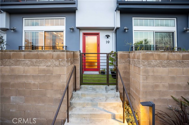 Detail Gallery Image 2 of 43 For 5350 Playa Vista Dr #19,  Playa Vista,  CA 90094 - 3 Beds | 2/1 Baths