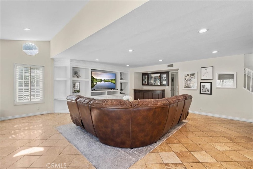 MLS #PW25242383 image #22