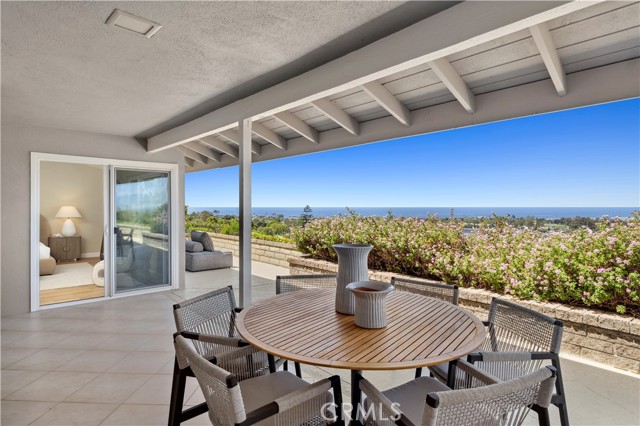 Detail Gallery Image 21 of 34 For 31 Carmel Bay Dr, Corona Del Mar,  CA 92625 - 4 Beds | 2/1 Baths