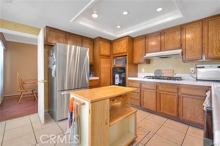 Detail Gallery Image 5 of 26 For 32 Rising Hill Rd, Phillips Ranch,  CA 91766 - 4 Beds | 3 Baths