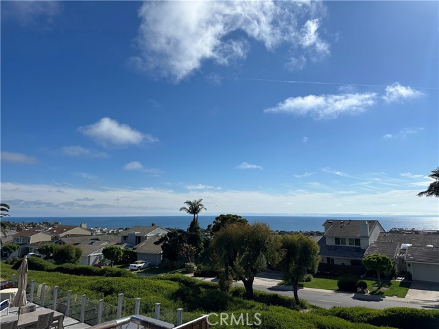 Detail Gallery Image 5 of 30 For 33555 via Corvalian, Dana Point,  CA 92629 - 3 Beds | 2/1 Baths