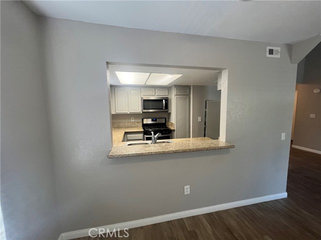 600 Central Avenue, Riverside CA: https://media.crmls.org/medias/ba38b01d-96d7-4d56-bd32-13255245b508.jpg