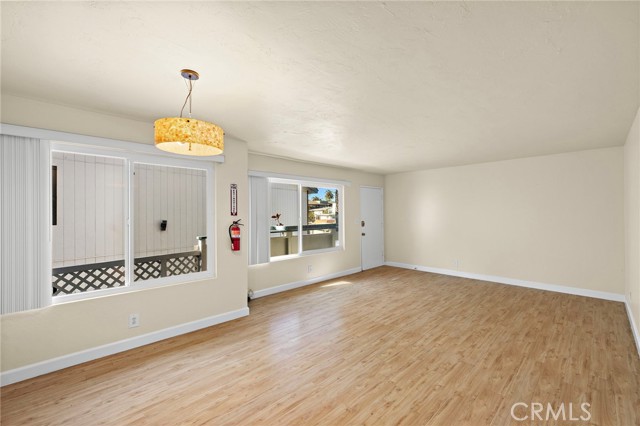 Detail Gallery Image 7 of 13 For 229 W Escalones #B,  San Clemente,  CA 92672 - 2 Beds | 2 Baths