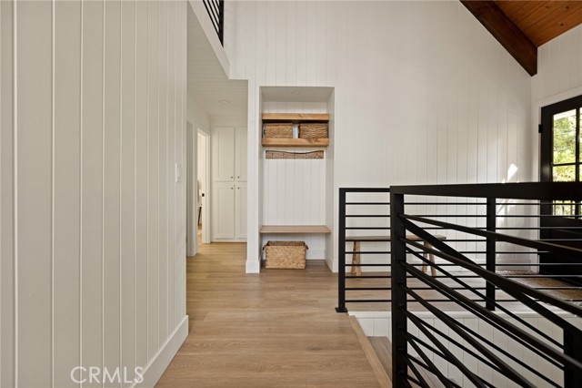 Detail Gallery Image 32 of 59 For 300 Pioneer, Lake Arrowhead,  CA 92352 - 5 Beds | 2/1 Baths