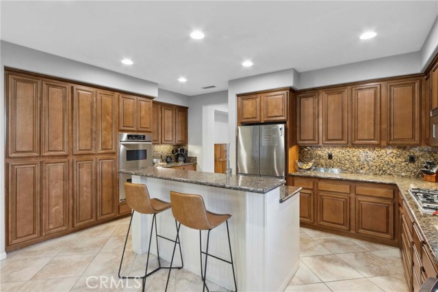 Detail Gallery Image 10 of 23 For 45614 Hawk Ct, Temecula,  CA 92592 - 5 Beds | 3 Baths