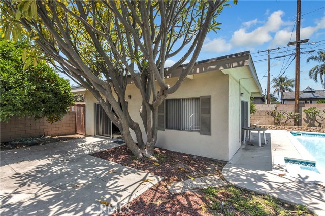 Image 9 of 39 For 16065 Doublegrove Street