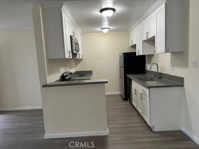 Detail Gallery Image 11 of 15 For 1607 Greenfield Ave #4,  West Los Angeles,  CA 90025 - 2 Beds | 2 Baths