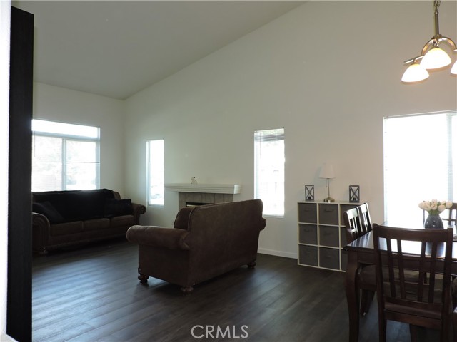 1326 Janes Way, Colton CA: https://media.crmls.org/medias/ba3a74bd-1563-4b8a-9823-0e691d3948ee.jpg