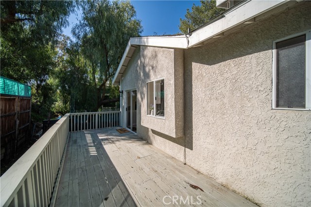 23564 County Line Road, Chatsworth (los Angeles), CA 91311 Listing Photo  42