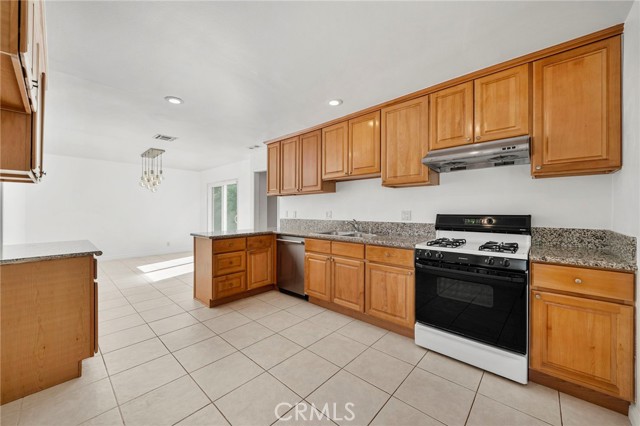 1408 Cranmer Drive photo 7