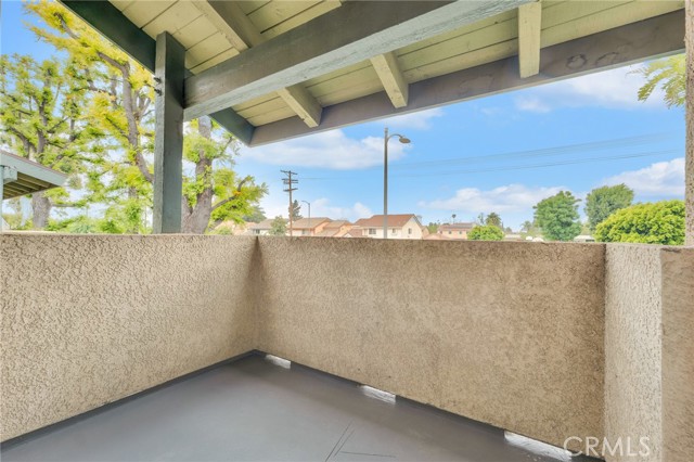 Detail Gallery Image 17 of 23 For 10636 Woodley Ave #8,  Granada Hills,  CA 91344 - 3 Beds | 2 Baths