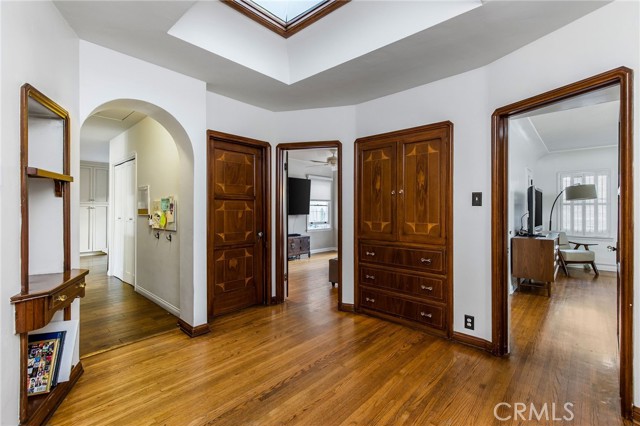 Detail Gallery Image 18 of 44 For 209 Ximeno Ave, Long Beach,  CA 90803 - 3 Beds | 2 Baths