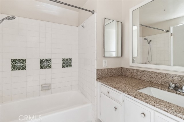 Detail Gallery Image 15 of 24 For 14662 Oak Ave, Irvine,  CA 92606 - 4 Beds | 2/1 Baths